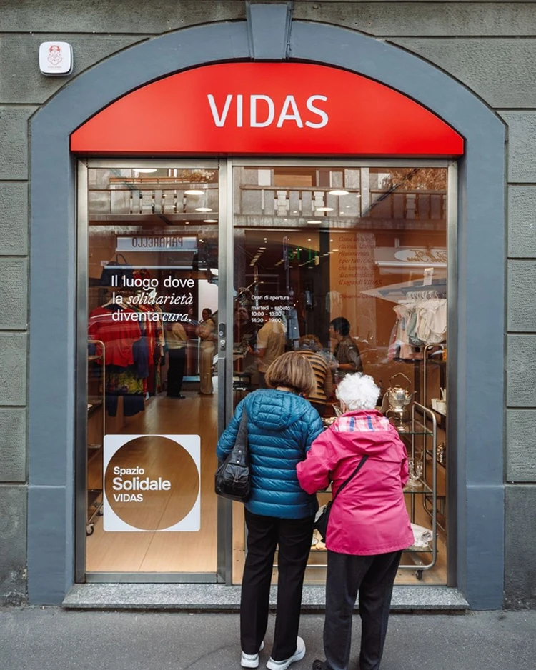 Vetrina Spazio Solidale Vidas